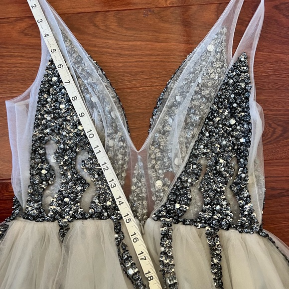 Gray Beaded V Neck Gown NWOT - Picture 9 of 12